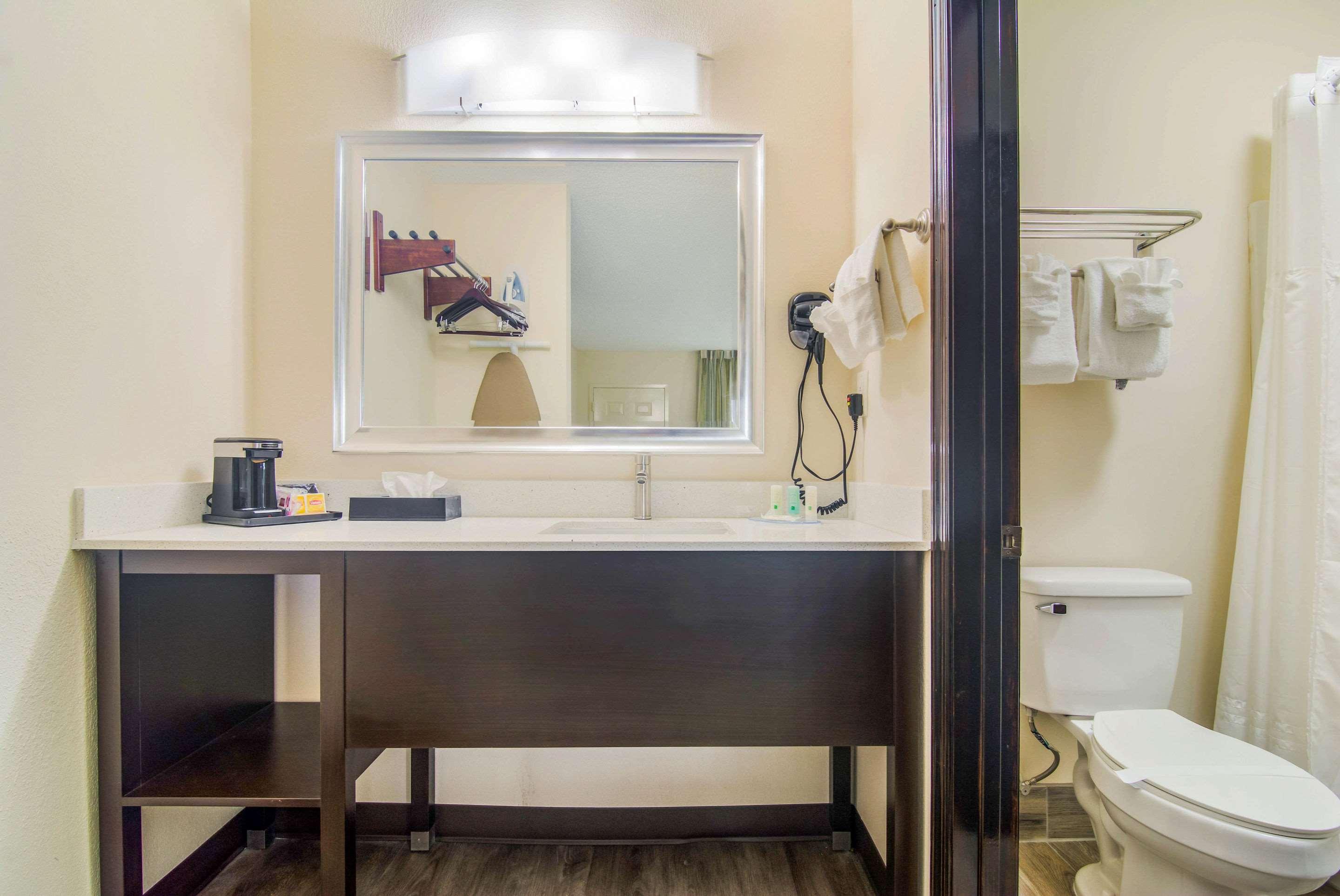 Quality Inn & Suites Lake City Extérieur photo